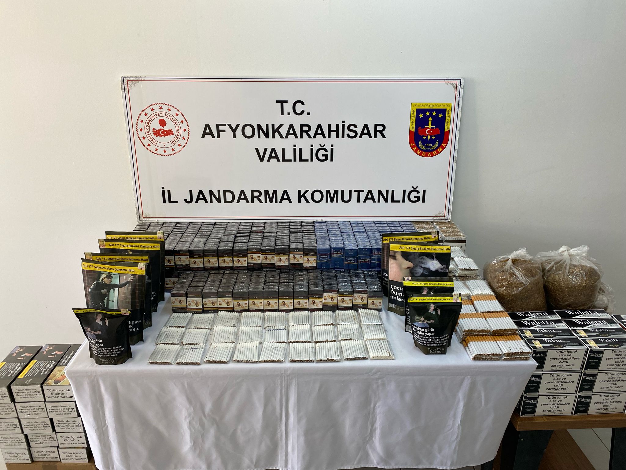 Afyonkarahisar’da Kaçak Tütün Operasyonu